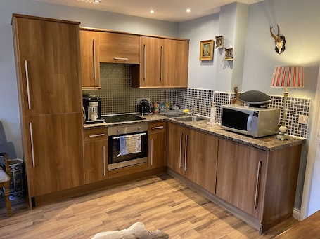 Apartment | Private kitchen | Fridge, microwave, oven, stovetop