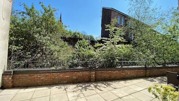 Apartment | Terrace/patio