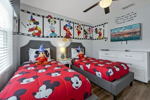 6 chambres, bureau, fer et planche à repasser, accès au Wi-Fi (inclus)