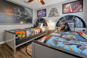 6 chambres, bureau, fer et planche à repasser, accès au Wi-Fi (inclus)