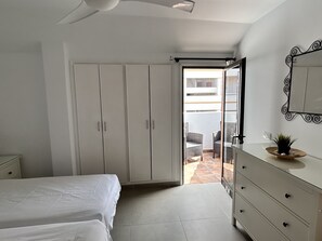 2 bedrooms, in-room safe, iron/ironing board, travel crib