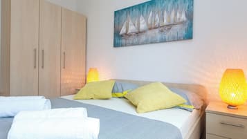2 bedrooms, free WiFi, bed sheets