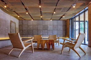 Interior - Liujia Hotel (Yangshuo Songcheng Qianguqing) (Yangshuo)