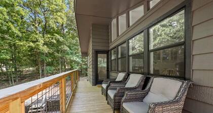 Woodland - Downtown - Outdoor oasis - Pool