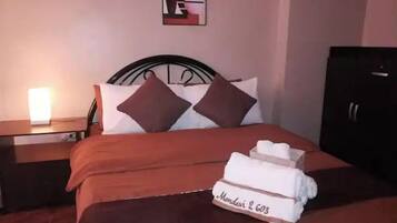2 bedrooms, bed sheets