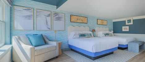 Standard Room, 2 Queen Beds, Roll-in Shower, Park View