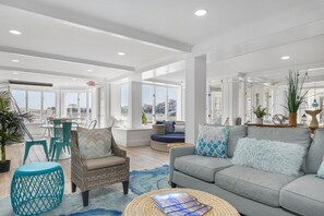 Lobby - The Cove at Rockport Hotel (Rockport)