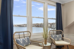 Quarto premium, 1 cama King, varanda, vista para o oceano | 1 quarto, roupas de cama antialérgicas