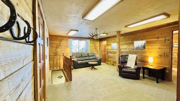 Smart TV, video games, DVD player, books