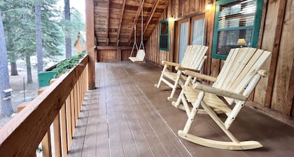 Log Cabin Retreat w/ game room