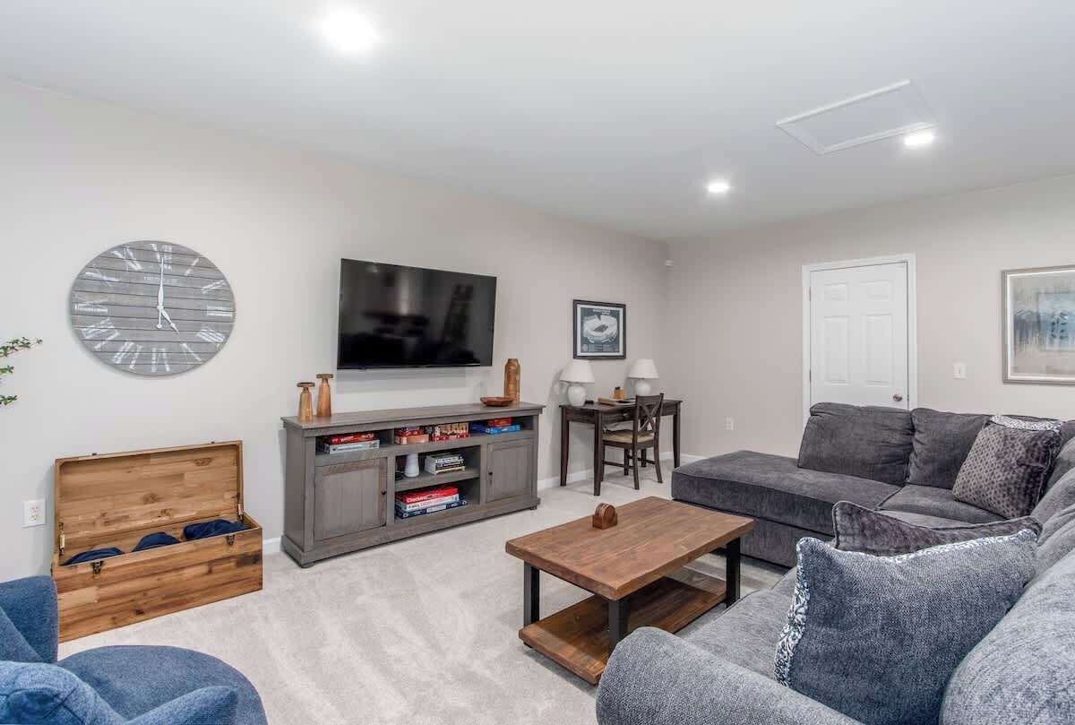 Smart TV, fireplace, foosball, books