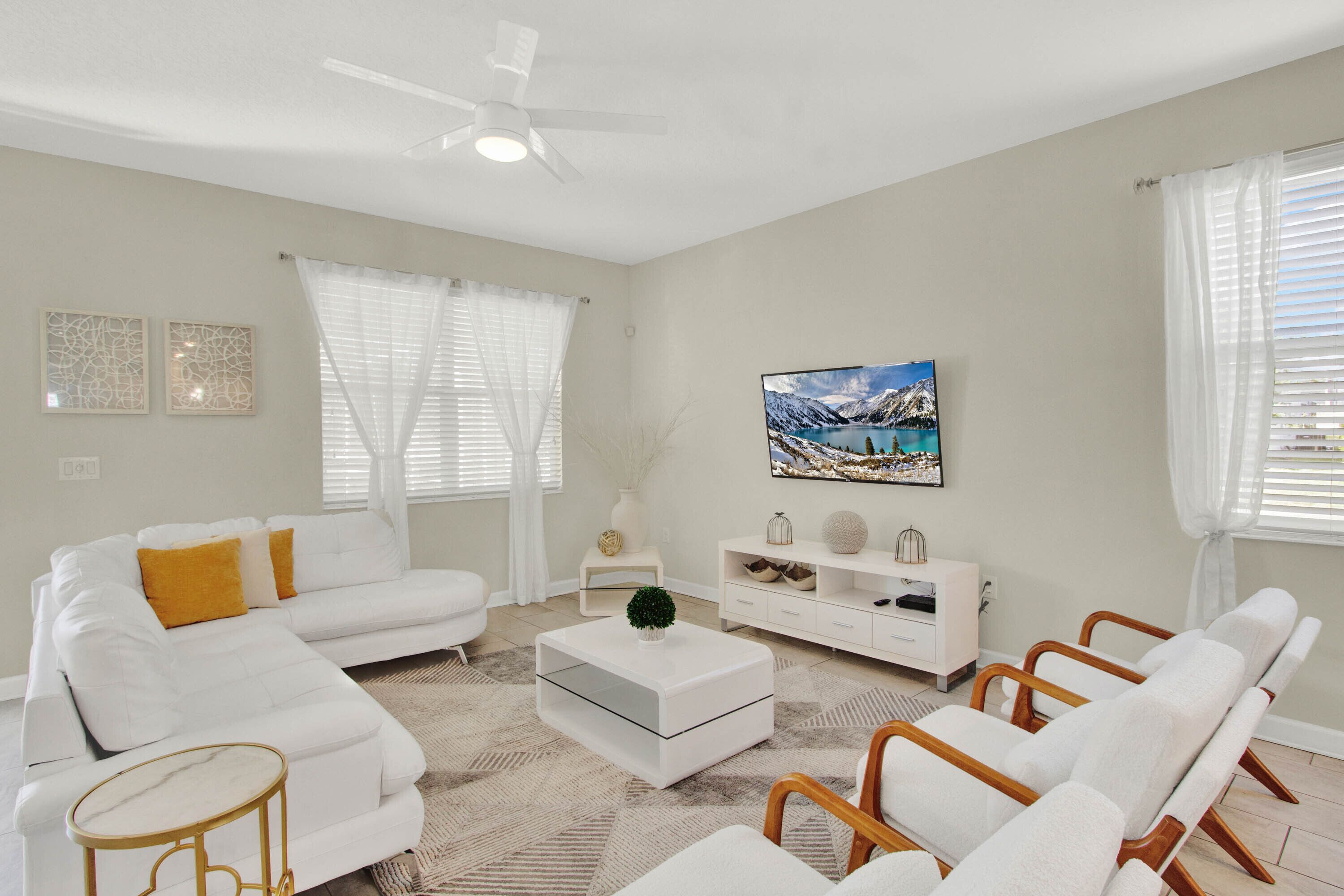 Amazing Pool Home with Game Room-8946TW
