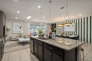 Interior - Brand New Windsor Island Villa-3629LL (Davenport)