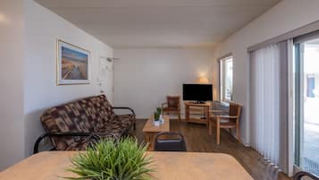 32-inch plasma TV with digital channels, TV