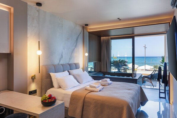 1 bedroom, desk, iron/ironing board, WiFi