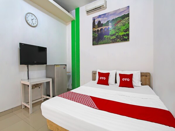 Deluxe Double Room | Free WiFi, bed sheets