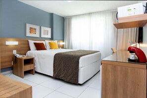 1 bedroom, desk, free WiFi, bed sheets