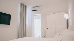 1 غرفة نوم ومكواة/لوح كي وسرير سفر وواي فاي مجانًا