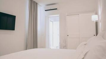 1 chambre, fer et planche à repasser, lit parapluie, Wi-Fi gratuit