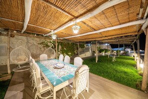 Outdoor dining - Villa Vittoria by Elite Villas (Maiori)