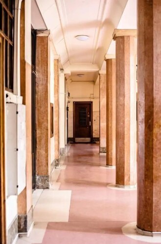 Lovely, compact quiet flat in the center (Nari's)