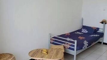 1 bedroom, soundproofing, bed sheets