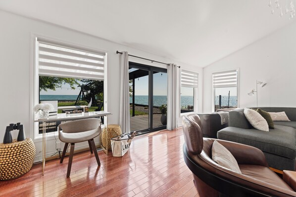 Téléviseur connecté, foyer