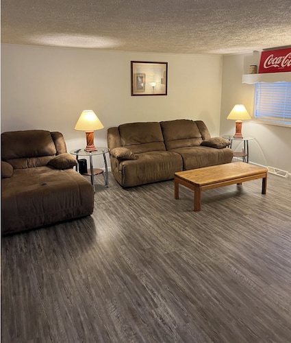 Wonderful 3 Bedroom home close to the Shawnee National Forest