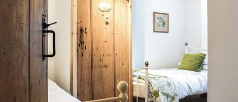4 chambres, Wi-Fi gratuit, draps fournis