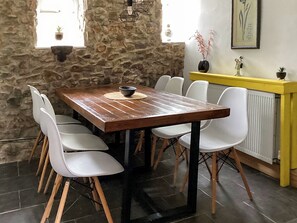 Dining - Only 4 miles from Westward Ho. (Littleham, near Bideford)