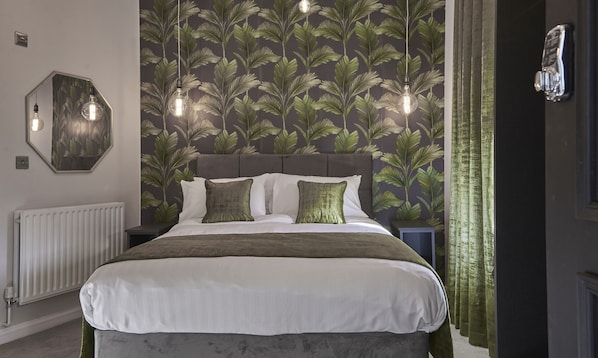 羽絨被、特厚豪華床墊、獨特設計、獨特裝修