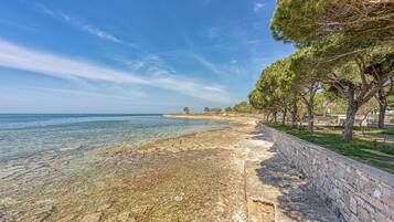 Appartement Familial, plusieurs chambres (Sea Breeze Residence Mariella) | Plage