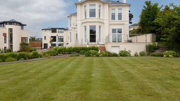 Cottage | Front of property