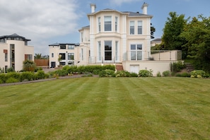 Cottage | Front of property