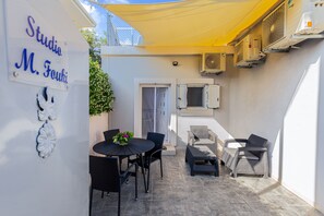 Suite estudio Deluxe | Terraza o patio