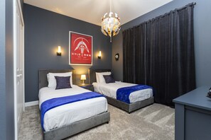 5 Schlafzimmer, Bügeleisen/Bügelbrett, kostenloses WLAN, Bettwäsche