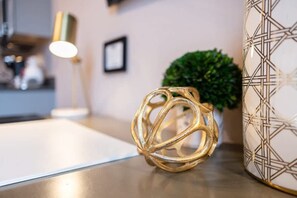 Unclassified image, 2 of 23, button - Hip Urban Loft-Small Town Charm - 124 LOFTS #3 (West Dundee)