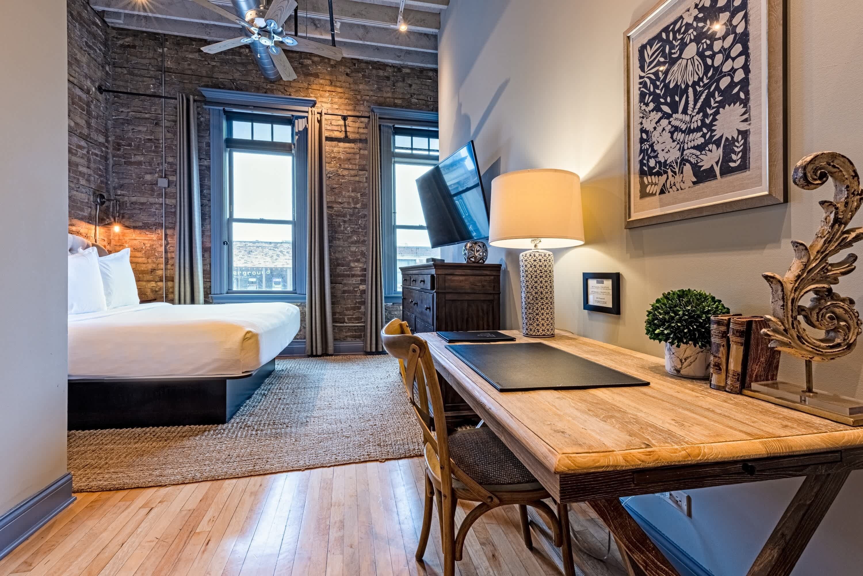 1 chambre, bureau, fer et planche à repasser, Wi-Fi