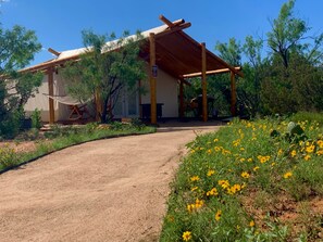Property grounds - Glamping Cabins in Palo Duro Canyon State Park (Canyon)