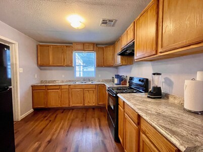 Amazingly clean, unique and spacious 4 Bedroom home near Casinos