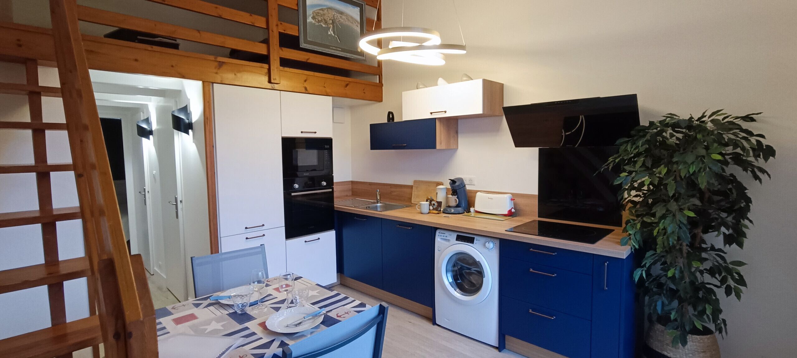 Refrigerador, microondas, horno, lavavajillas