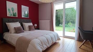 5 chambres, fer et planche Ă repasser, Wi-Fi gratuit, draps fournis