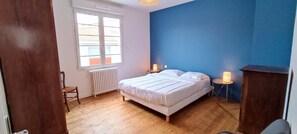 4 chambres, fer et planche Ă repasser, Wi-Fi gratuit