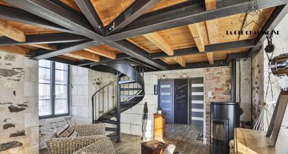 Vivez dans cet ancien sémaphore avec vue mer