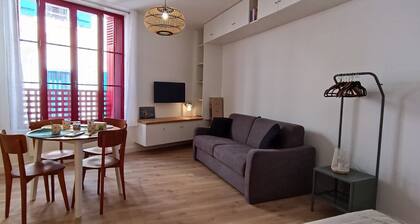 Studio cosy - Idéal Plein centre ville - Ile penotte - A 2 pas de la grande plage
