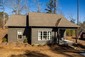 Exterior - Family Friendly Americana Living at Cabin America on Lake Martin (Tallassee)