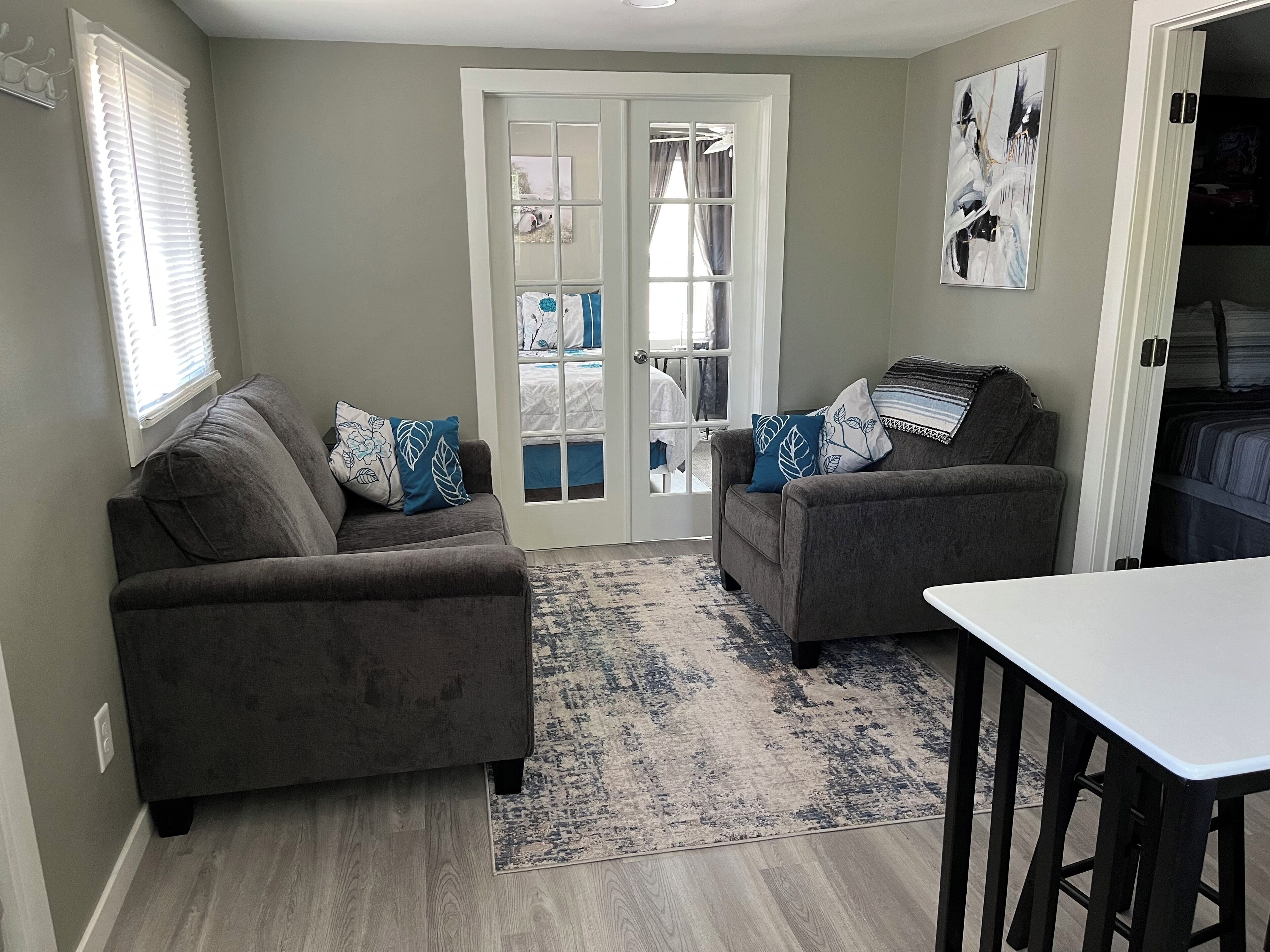 2 Schlafzimmer, Reisekinderbett, WLAN, Bettwäsche