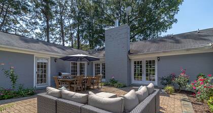 HIGH TIDE: Spacious Comfort Next to Tides Inn