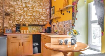1 bedroom accommodation in Llanfynydd