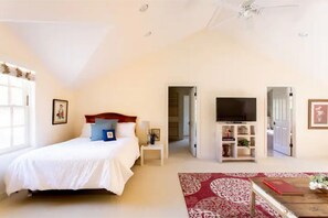 2 Schlafzimmer, Schreibtisch, Reisekinderbett, kostenloses WLAN